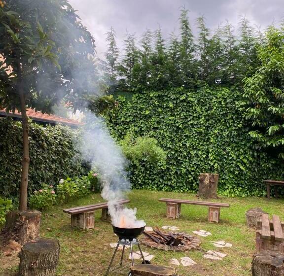 غرفة عائلية, Four Season Villa Apart