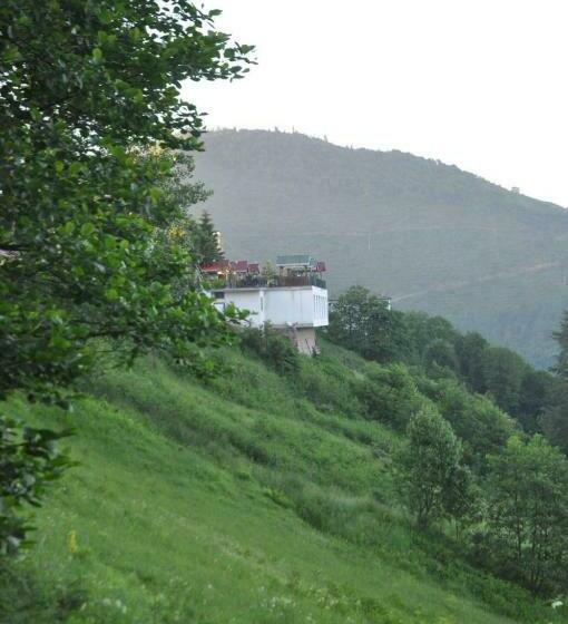 Номер Deluxe, Sirt Buti̇k