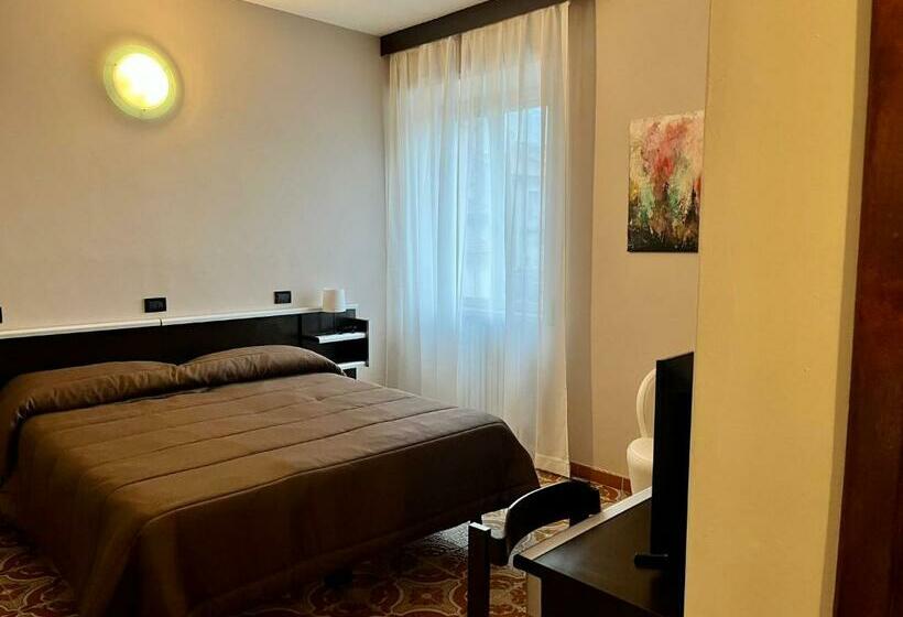 标准单人间, Stella Alpina