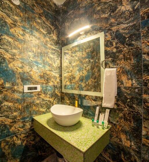 豪华房间, Mudras Grove Resort, Nainital