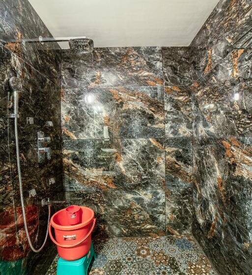 Номер Deluxe, Mudras Grove Resort, Nainital