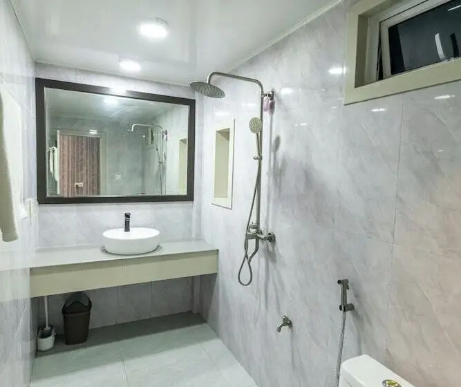 اتاق لوکس, Isle Inn {fuvahmulah)