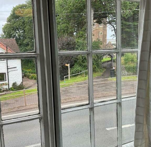 غرفة ديلوكس فردية, The Butchers Arme