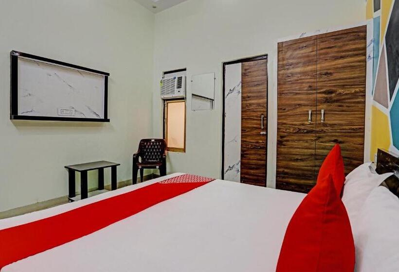 三人经典房间, Oyo Flagship Hotel Victory