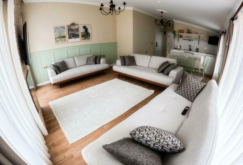 豪华套房, Uzungöl Ozturk