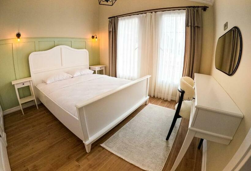 豪华套房, Uzungöl Ozturk