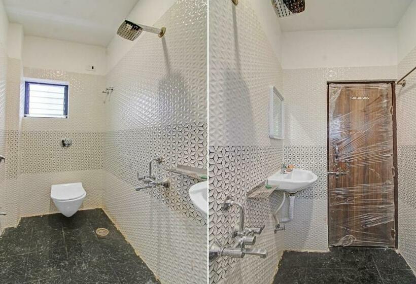 Трехместный Номер Классика, Fabhotel Paramount
