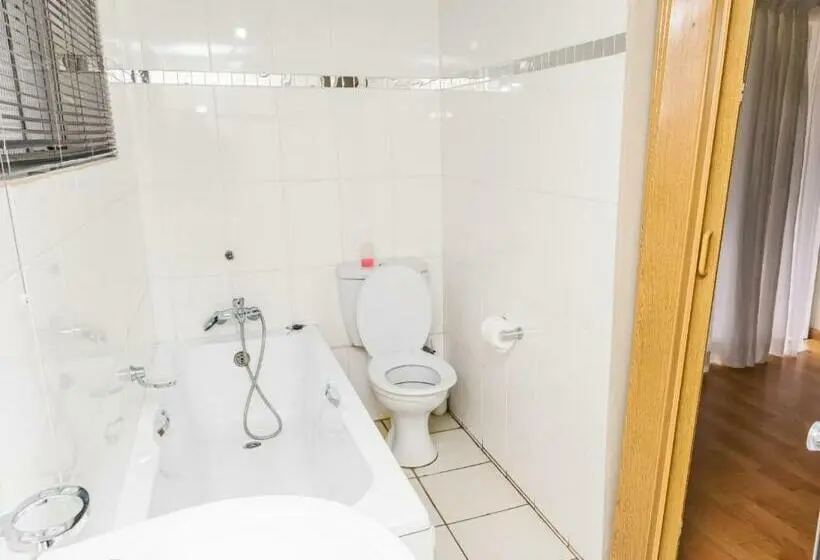 Perhehuone, 7a Jameson Guesthouse