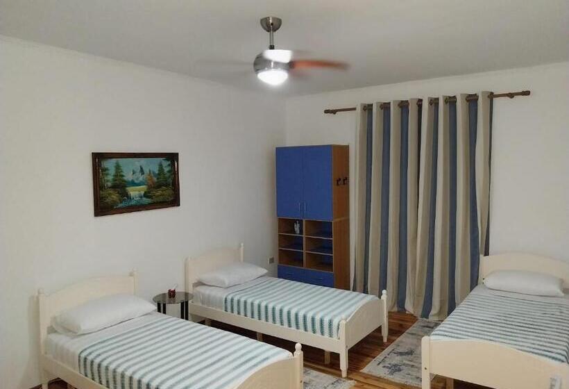 اتاق استاندارد سه نفره, Your Home