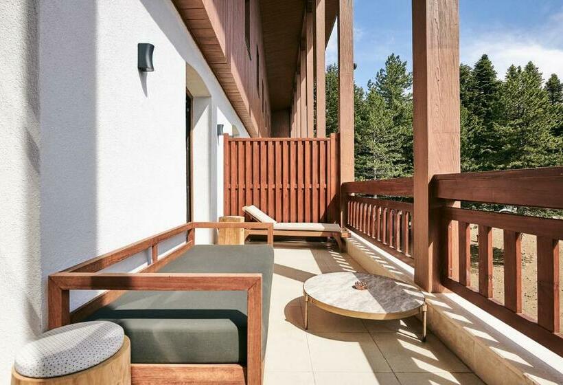 Superior suite with terrace, Swissotel Uludag Bursa