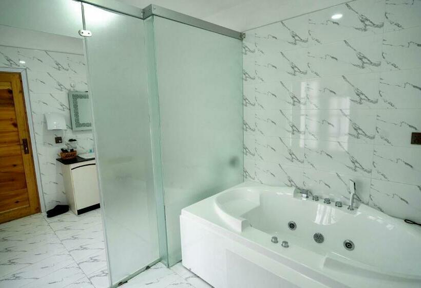 Standardzimmer mit Whirlpool, Dirleh