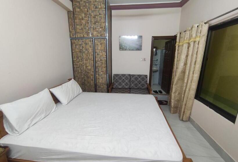 اتاق سوپریور با چشم‌انداز کوهستان, Kashmir Heaven Guest House