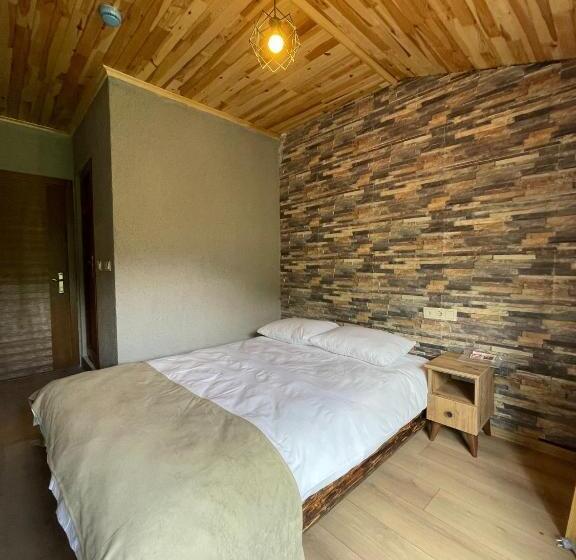 غرفة قياسية مطلة على الجبل, Bizim O Ra Küme Evleri & Bungalov