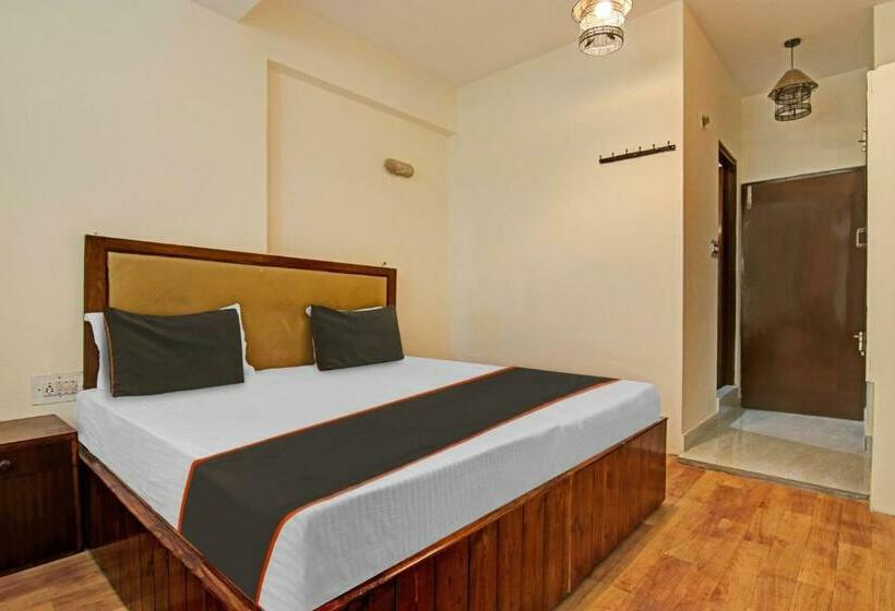 Chambre Triple Classique, Shantikunj