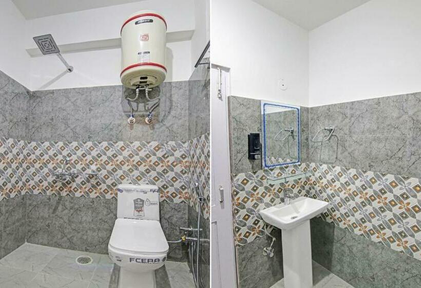 Chambre Triple Classique, Shantikunj