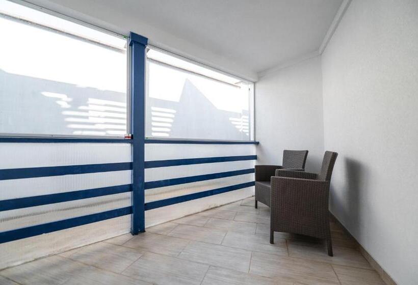 コンフォートトリプルルーム, Weekend Family