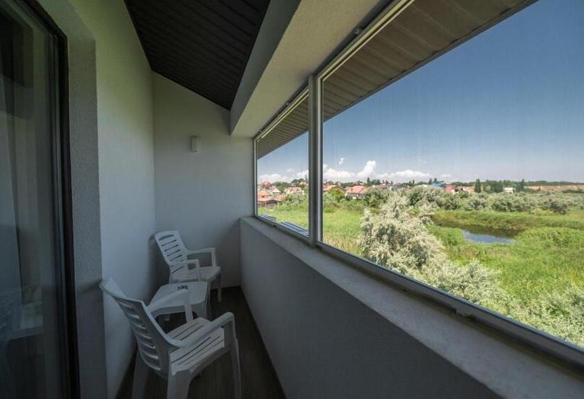 オーシャンビュージュニアスイート, Weekend Family