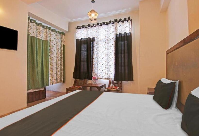 Chambre Triple Classique, Shantikunj