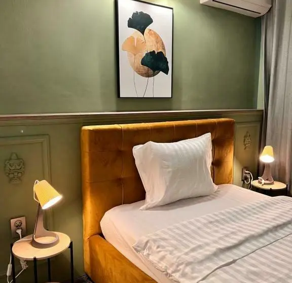 Chambre Standard Individuelle, Cocó