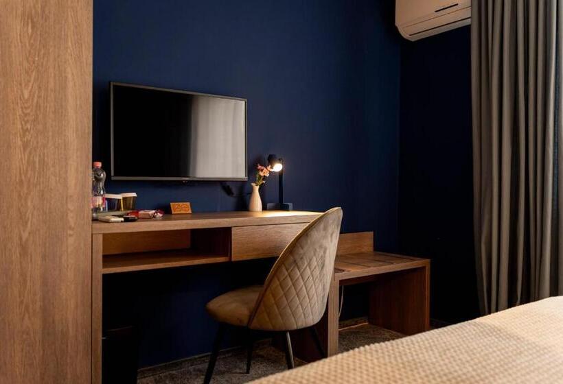 غرفة قياسية, Cocó