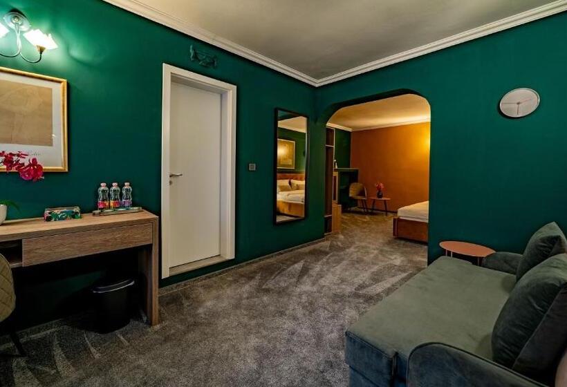 شقة غرفة واحدة, Cocó