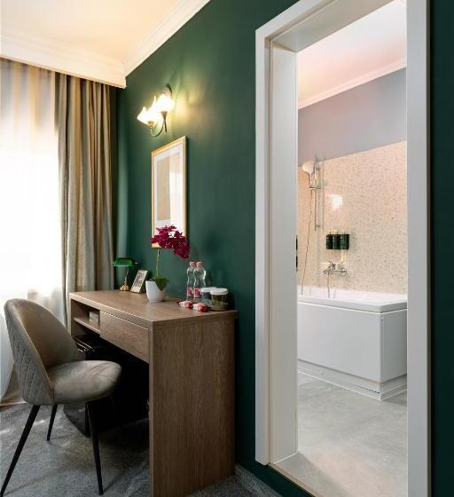 شقة غرفة واحدة, Cocó