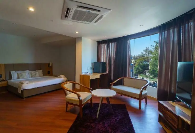 Suite Executiva, Emerald