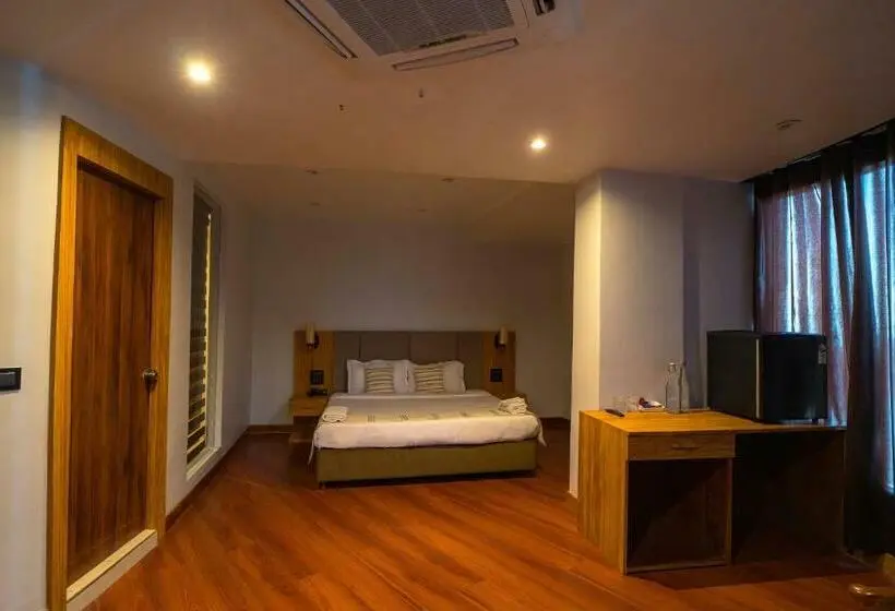 Suite Executiva, Emerald