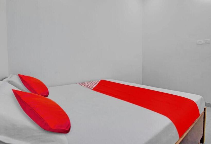 Трехместный Номер Классика, Oyo Flagship Highway Suites