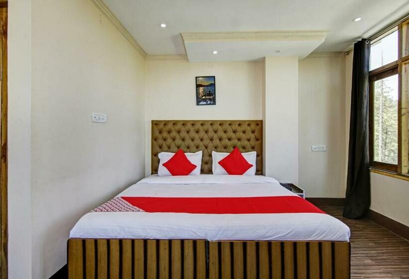 اتاق کلاسیک سه تخته, Oyo Flagship The Green Park Shimla