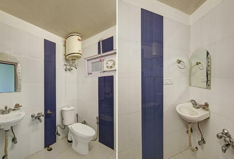 اتاق کلاسیک سه تخته, Oyo Flagship The Green Park Shimla