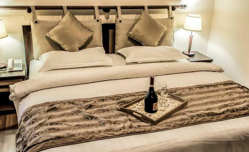 سوئیت پرزیدنت, Pauwa Kathmandu