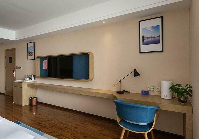 带城市景观的标准间, Kyriad Marvelous Hotel Kunming High Tech Zone Wuyue Plaza