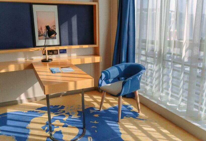 Номер Премиум Вид на Город, Kyriad Marvelous Hotel Zhongshan South District Conference Centre