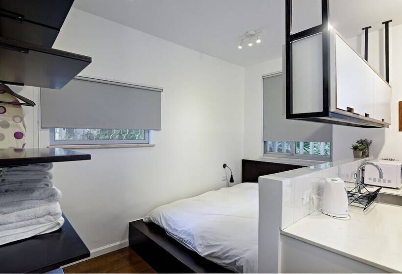 Standaard Studio, Hanasi 129   Boutique Apartments