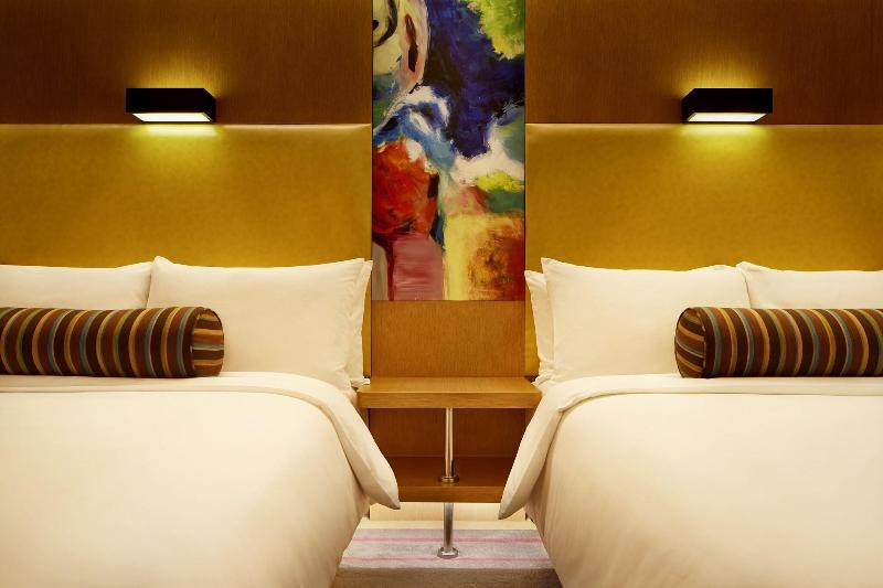 Номер Стандарт, Aloft Dynamic Town