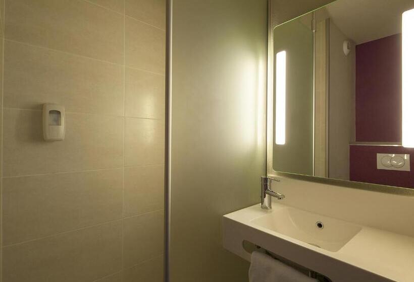 Номер Стандарт Адаптированный для Инвалидов, B&b Hotel Lyon Caluire Cité Internationale