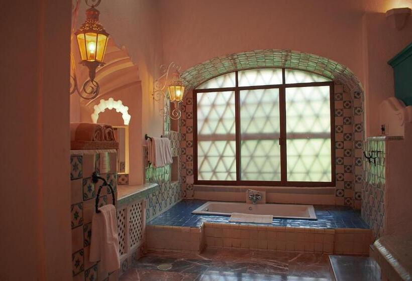 جناح سوبيريور, Casa Lisa