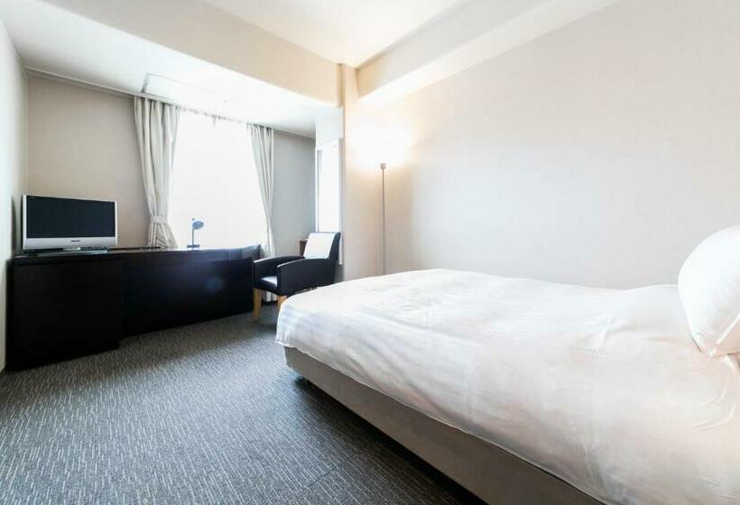 Camera Standard, Crystal Palace