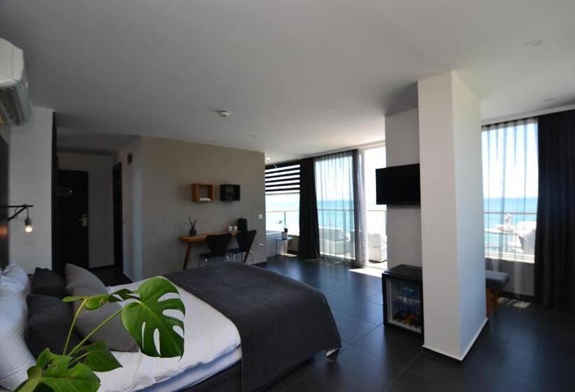 Deluxe Suite Sea View, En Vie Beach Boutique Hotel Adults Only