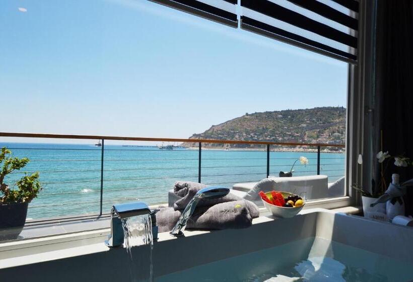 Deluxe Suite Sea View, En Vie Beach Boutique Hotel Adults Only