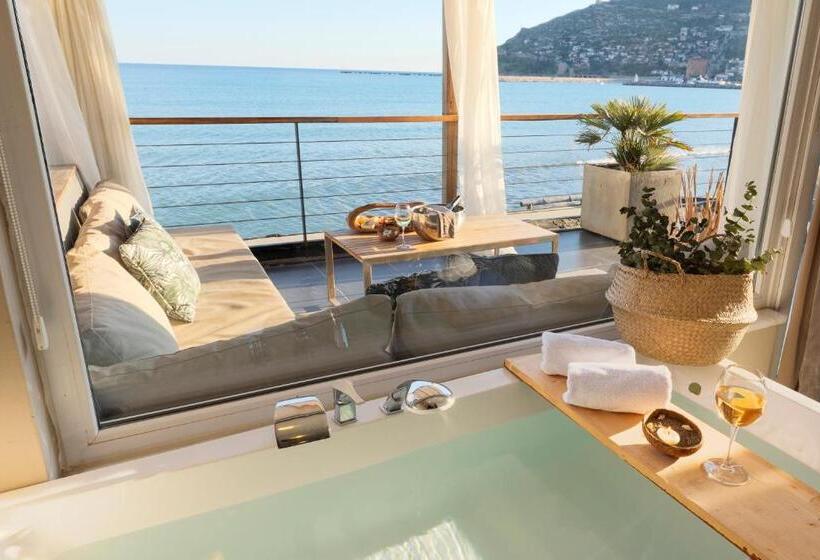Deluxe Suite Sea View, En Vie Beach Boutique Hotel Adults Only