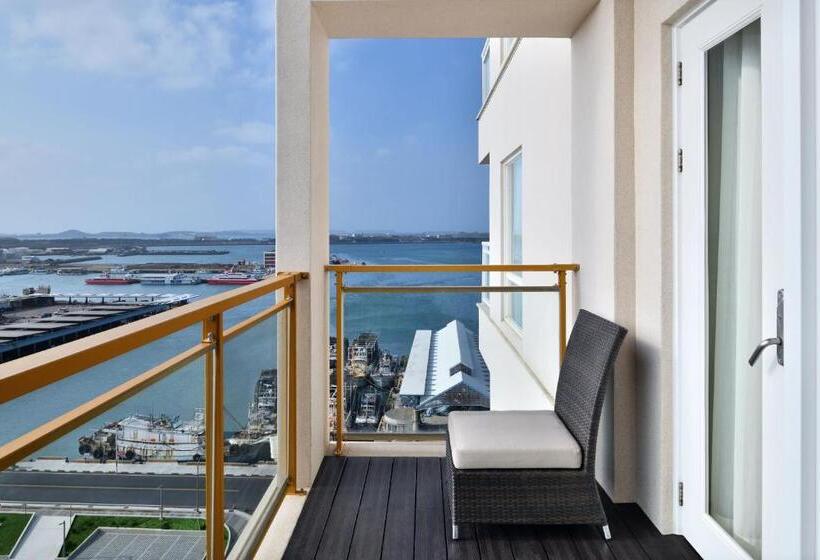 سوئیت با تخت بزرگ, Four Points By Sheraton Penghu