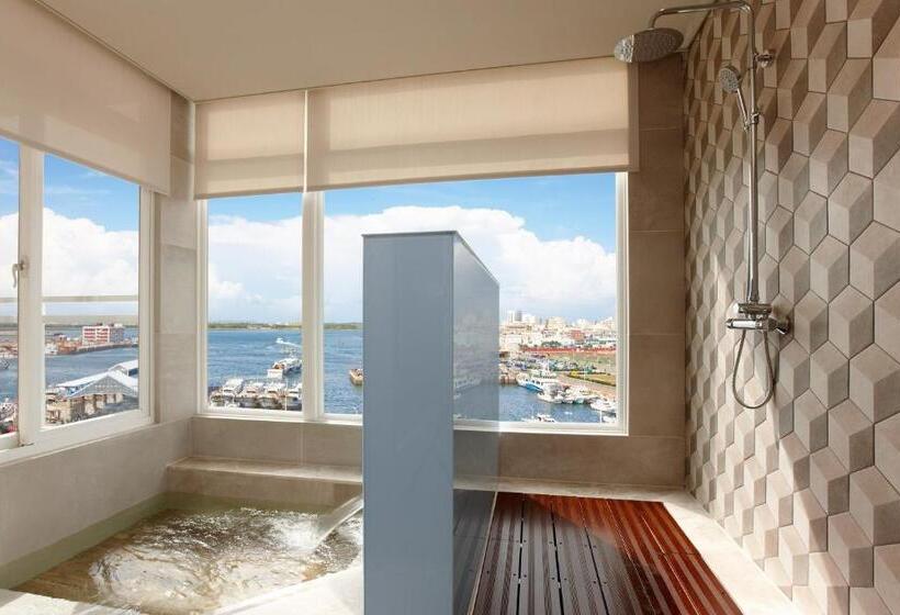 سوئیت با تخت بزرگ, Four Points By Sheraton Penghu