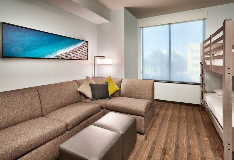 Family Suite, Hyatt House At Anaheim Resort/convention Center