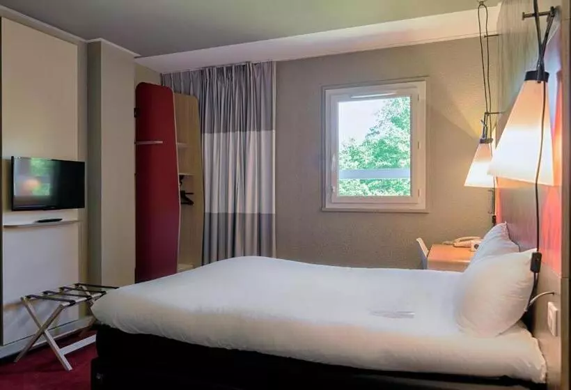 ダブルベッドスタンダードルーム, Ibis Montauban