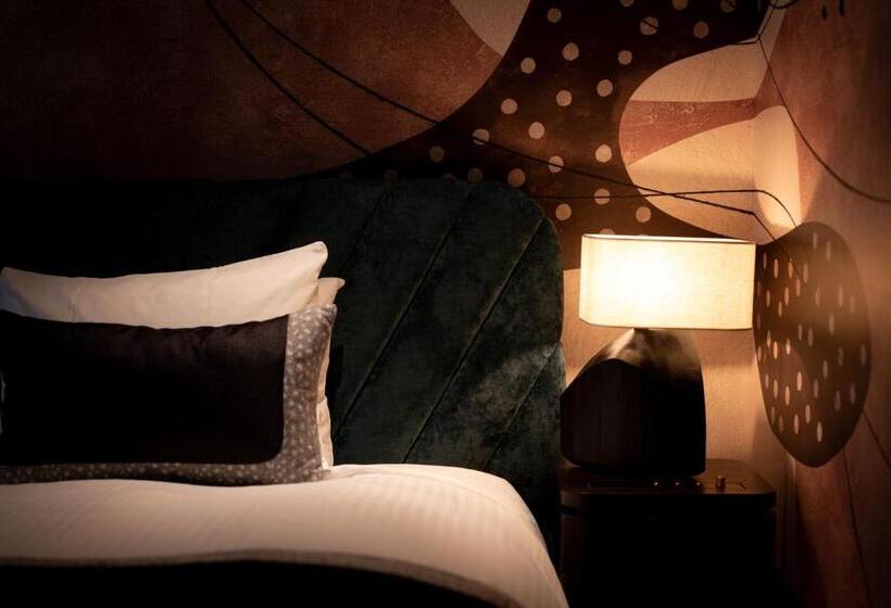 Номер Superior, Kirishima Kanko