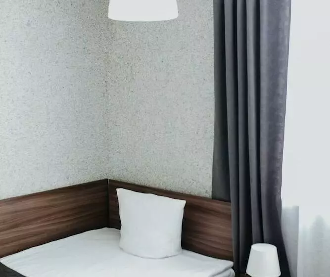 Standart Tek Kişilik Oda, Matreshka