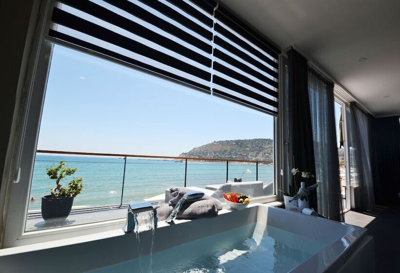 Deluxe Suite Sea View, En Vie Beach Boutique Hotel Adults Only