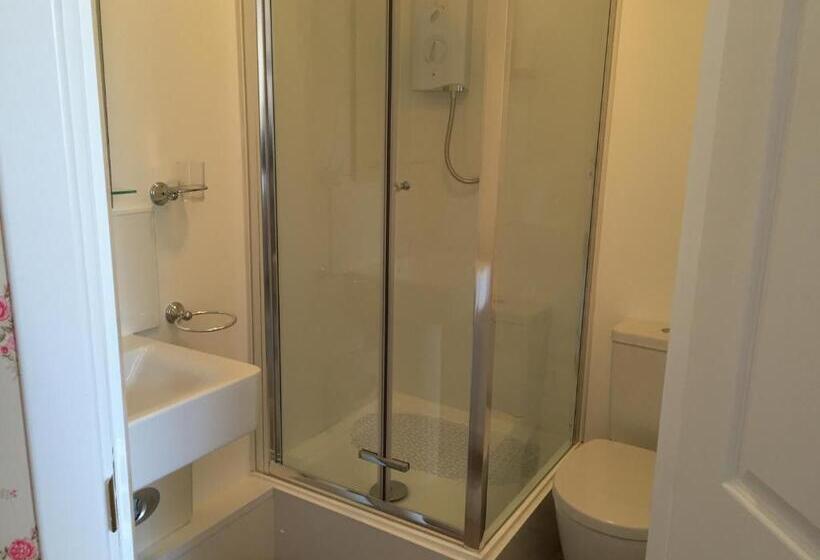 חדר משפתחתי סופריור, 16 Pilrig Guest House